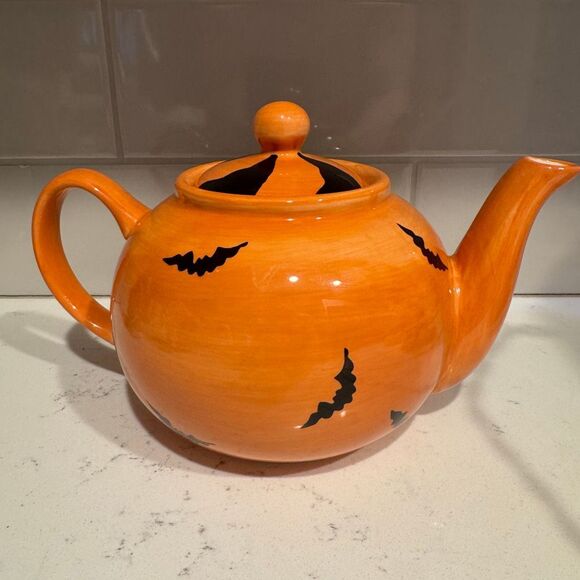 Laurie Gates Collectable Halloween Witch Teapot - Picture 5 of 8